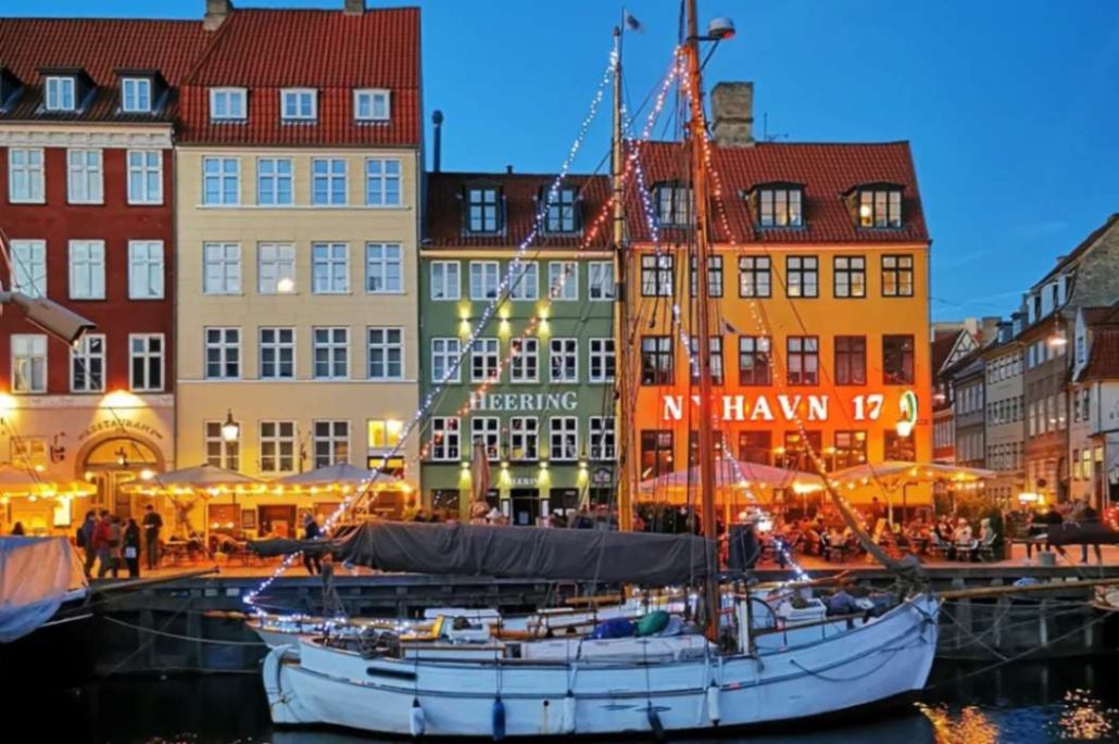 One day in Copenhagen. Enjoy an evening stroll and dinner at Nyhavn.