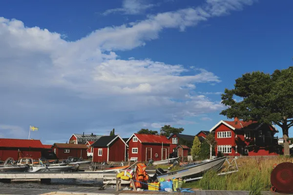 boats and red houses on Sandhamn coast