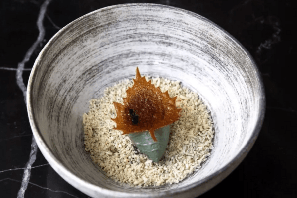 Kontrast's signature menu