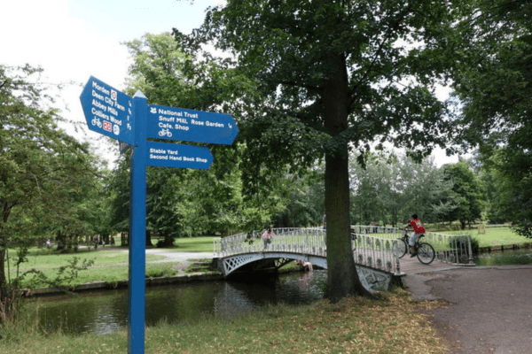 Wandle trail signage