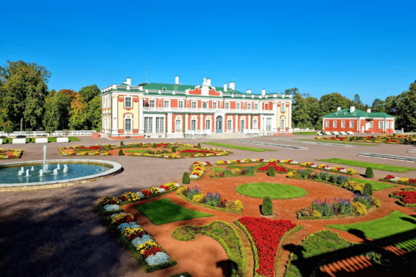 Kadriorg Palace