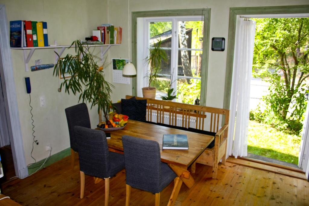 Bed & Breakfast in Nature 12 Min From City