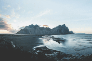when to visit iceland