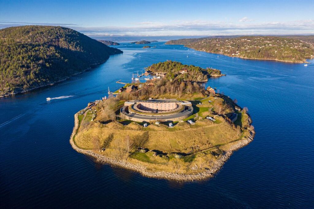 Drøbak and Oscarsborg Fortress