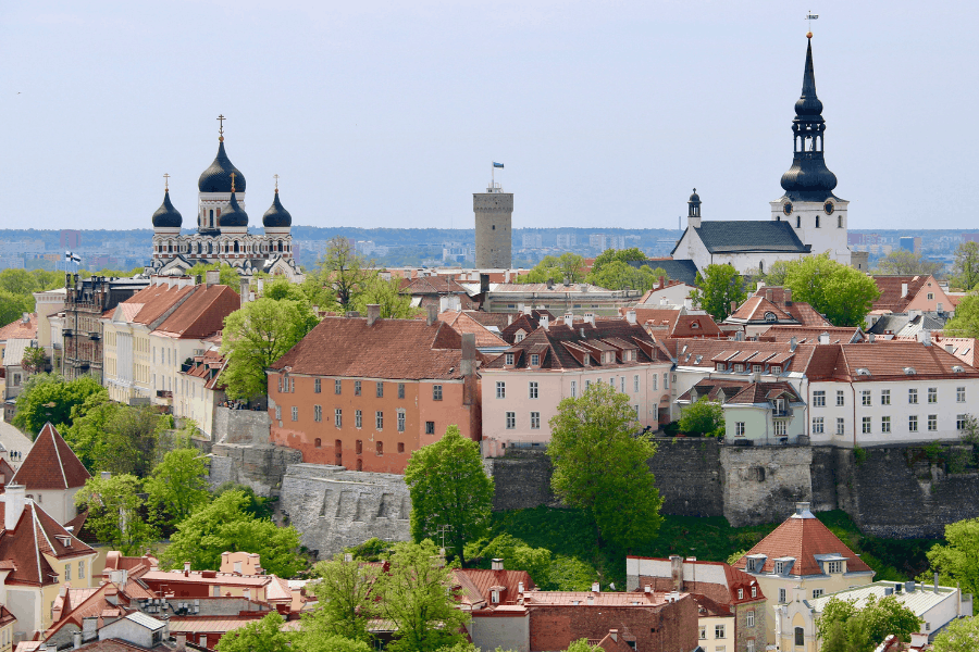 when to visit estonia
